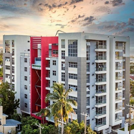 Parkhurst Lux Condo Near Devon House Кингстон Экстерьер фото